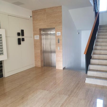 Апартаменты Nufarul Apartament Орадя Экстерьер фото